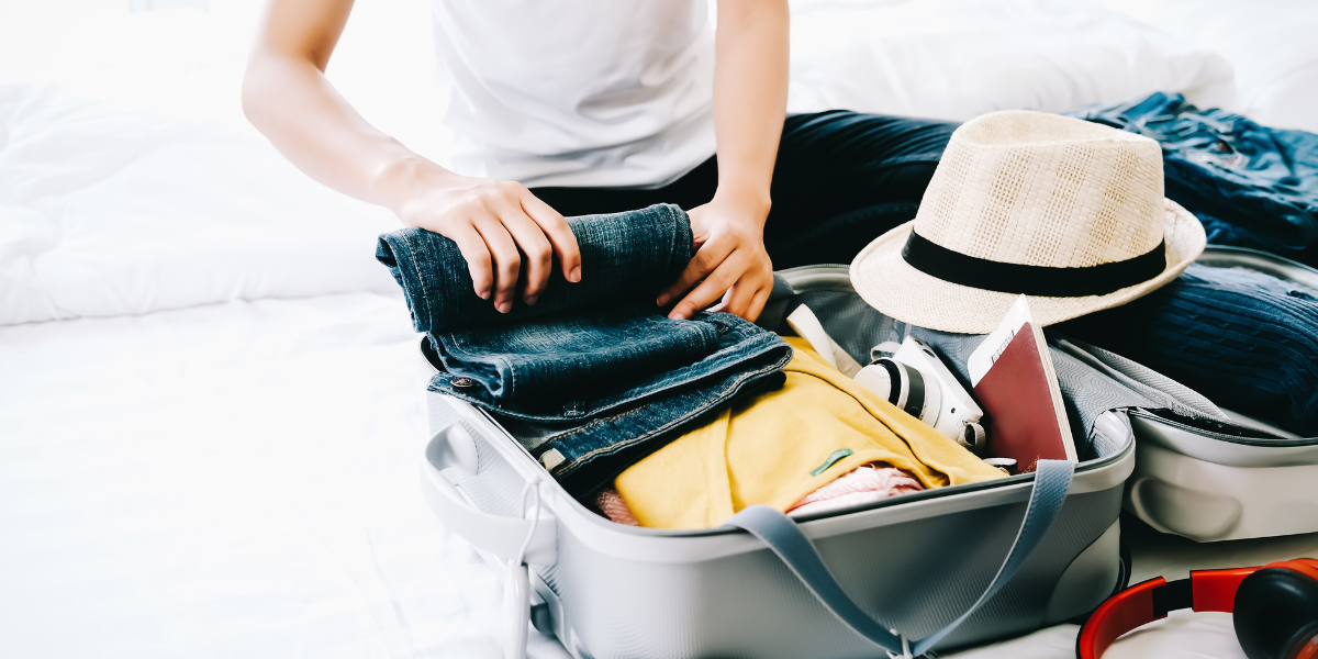 Vacanze in arrivo? Ecco gli integratori che non possono mancare in valigia